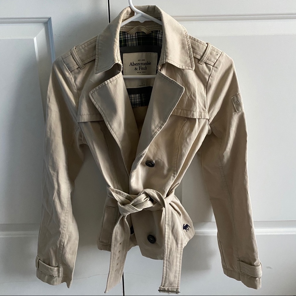 Abercrombie and Fitch short jacket